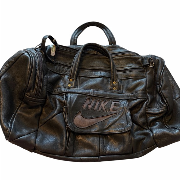Vintage NIKE Swoosh Big Black Leather In & Out Duffle/Gym/Luggage/Bag-70’s/80’s - Picture 10 of 13